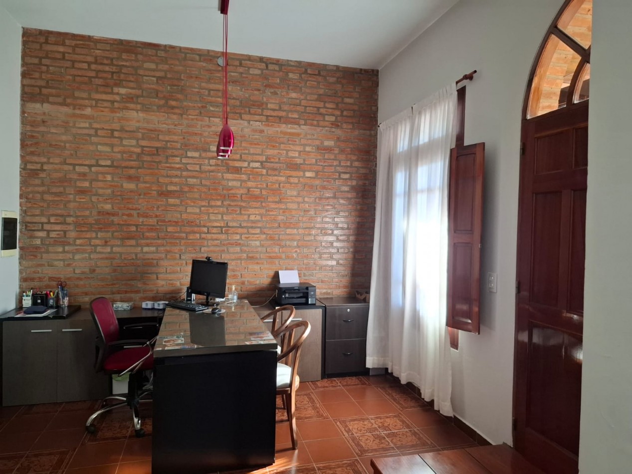 TERRA NOSTRA VENDDE ESPECTACULAR PROPIEDAD EN B° CATEDRAL