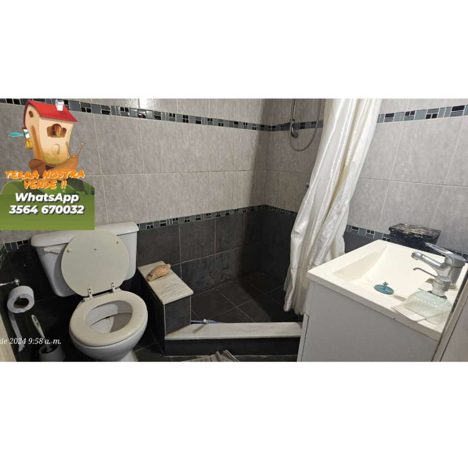 CASA CON LOCAL COMERCIAL !!