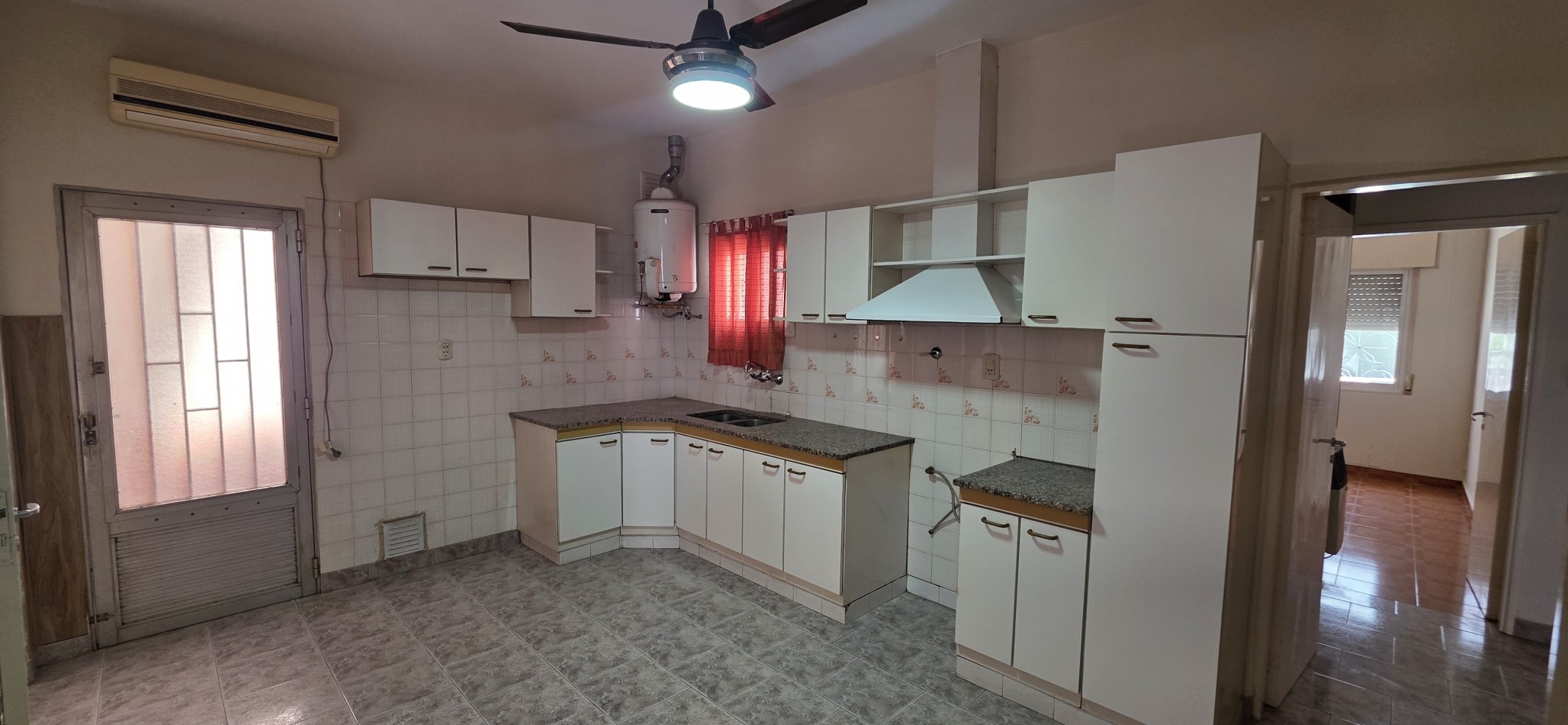 TERRA NOSTRA VENDE en B° ROCA !