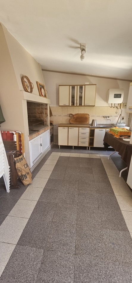 TERRA NOSTRA VENDE ESPECTACULAR PROPIEDAD EN B° CHALET !!...